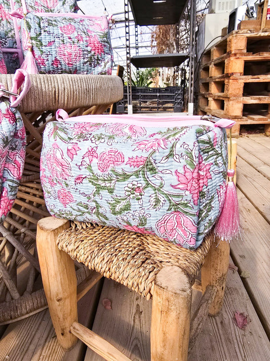 Floral Pink - תיק רחצה בינוני